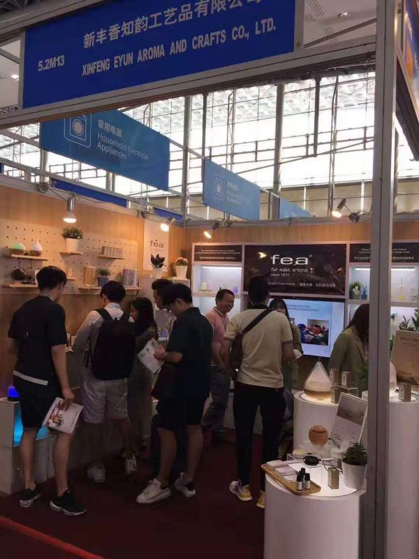 xinfeng-eyun-aroma-and-crafts-co-ltd-participated-in-the-canton-fair2