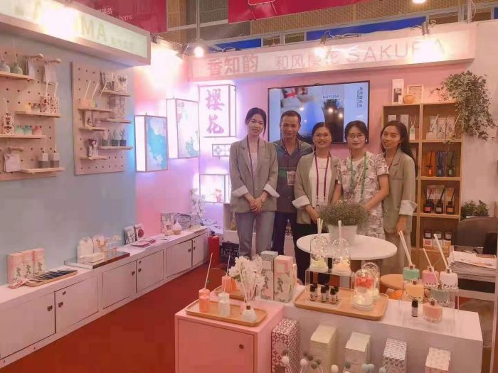 xinfeng-eyun-aroma-and-crafts-co-ltd-participated-in-the-canton-fair4